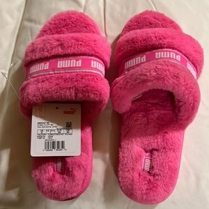 NWT Hot Pink Puma slipper sandals, size 7